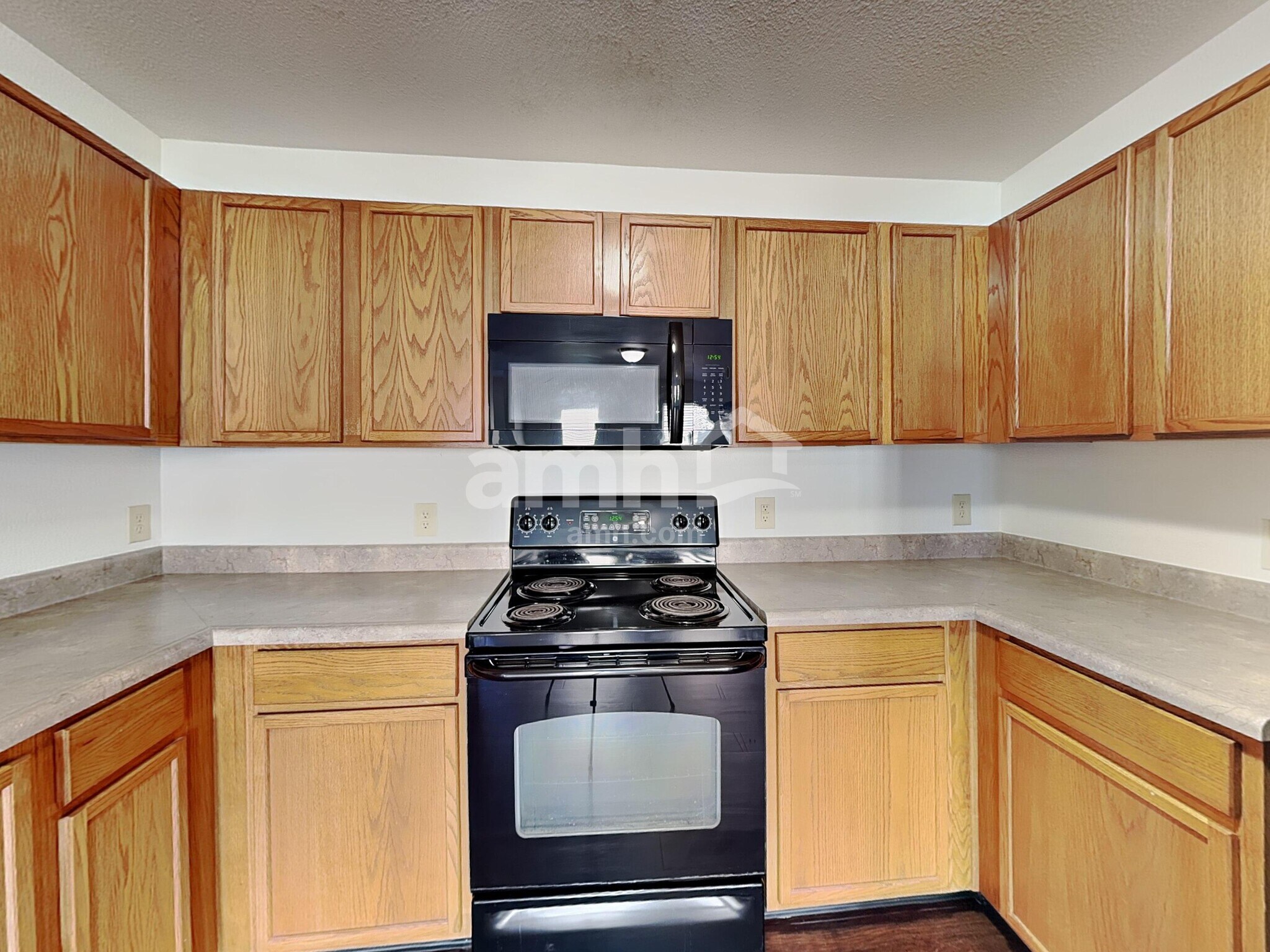 Building Photo - 10155 Cumberland Pointe Blvd