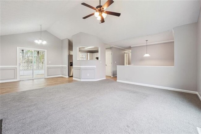 Building Photo - 805 Grindstone Pl SW