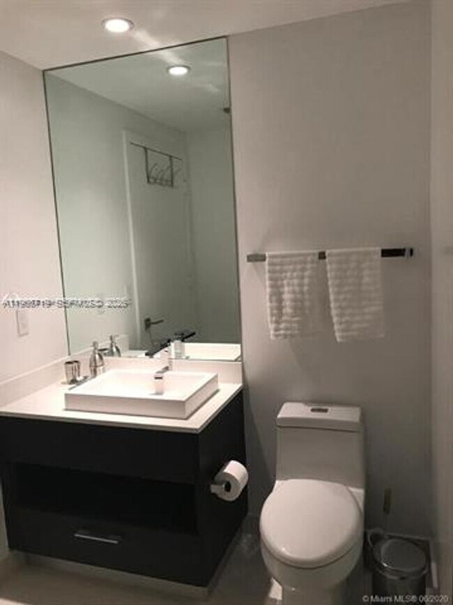 Building Photo - 55 SW 9th St