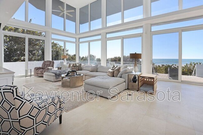 Building Photo - 5801 Gulf of Mexico Dr