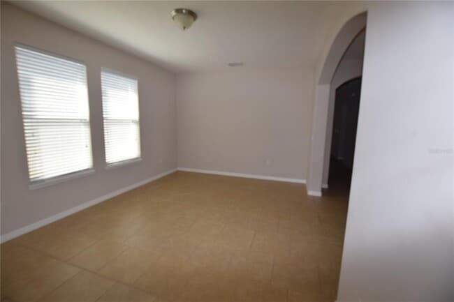 Building Photo - 2021 Beacon Landing Cir