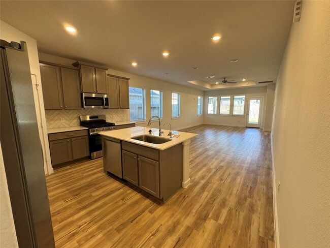 Building Photo - 31138 Myers Hvn Ln