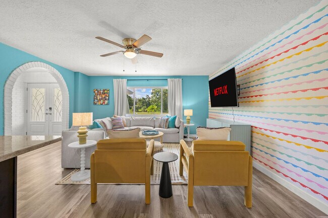 Building Photo - 1319 Saddle Ct