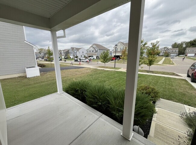 Building Photo - 50 Burroughs Dr