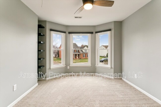 Building Photo - 141 Pine Creek Dr