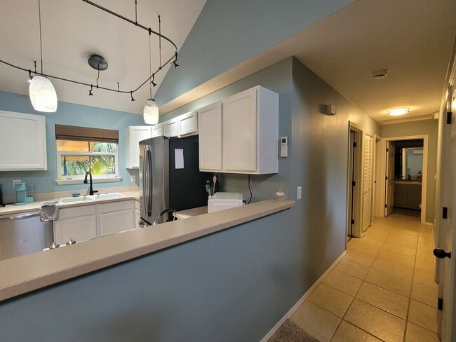 Building Photo - Kihei Villas @ Kenolio, fully furnished 3 bedroom 2 full baths w/loft