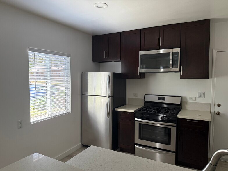 Building Photo - 3916 Sawtelle Blvd