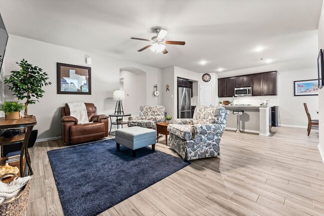 Building Photo - 3815 Wright's Landing Dr