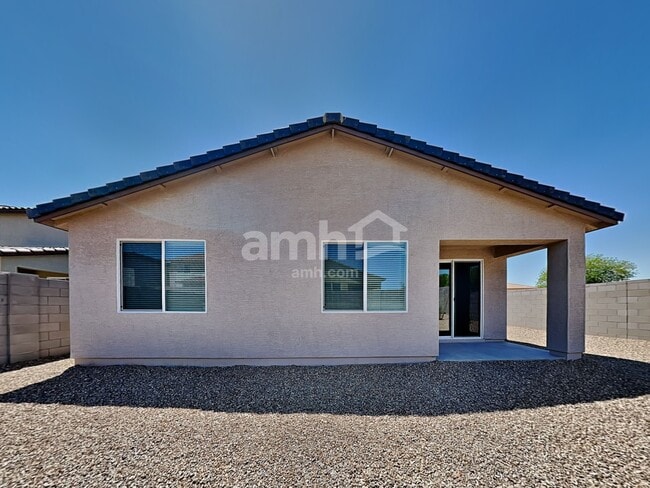 Building Photo - 17166 W Lawrence Ln