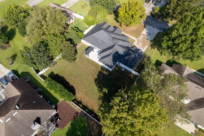 Building Photo - 4246 Netherfield Ln