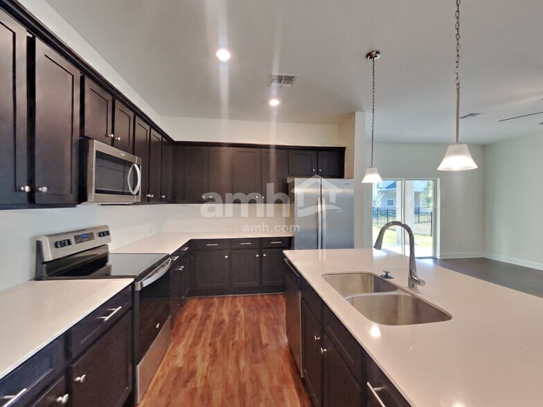 Building Photo - 33937 Widman Way