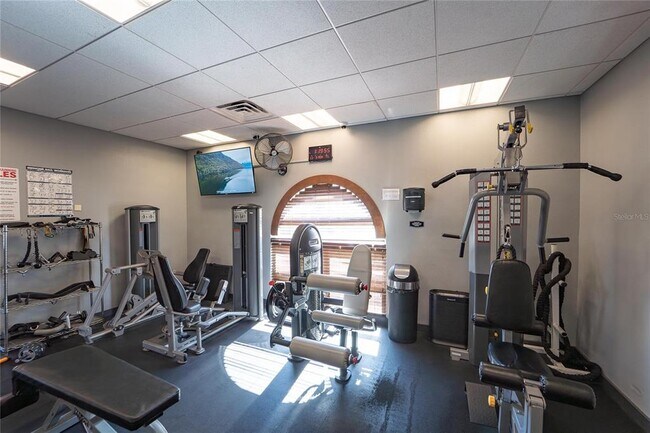 Building Photo - 11812 Lynmoor Dr