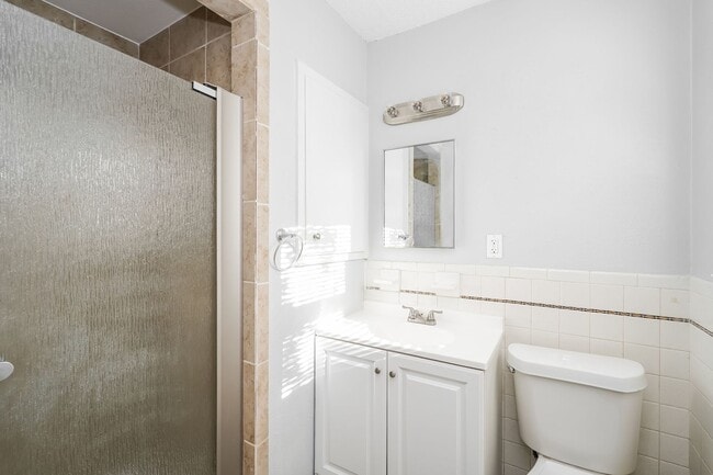 Building Photo - Newly Renovated Single Family Home | 4 BR/2BA | Car Covered Parking | With 2 living areas