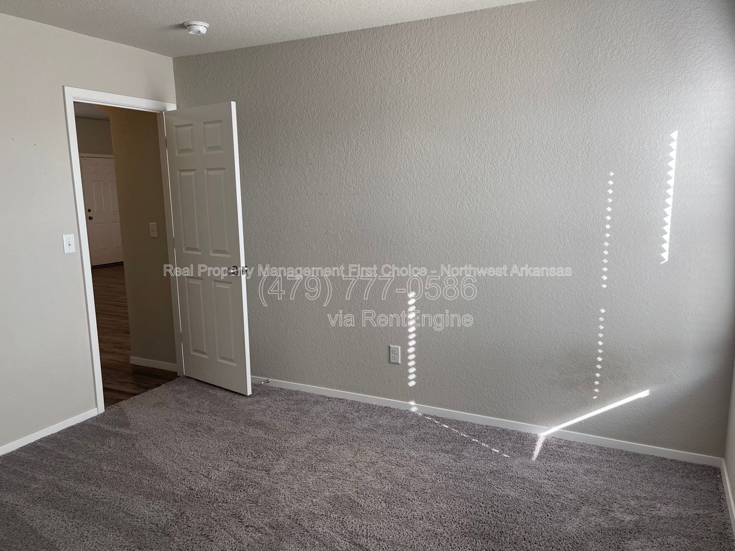 Building Photo - 2429 Sebright Ave