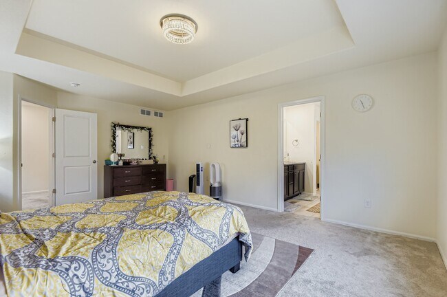 Building Photo - 3103 Jonquil St