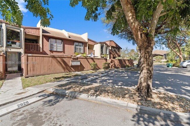 Building Photo - 6907 SW 115th Pl