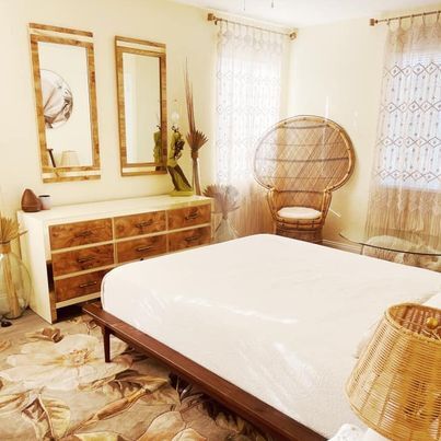 Building Photo - 3902 Westview Ave