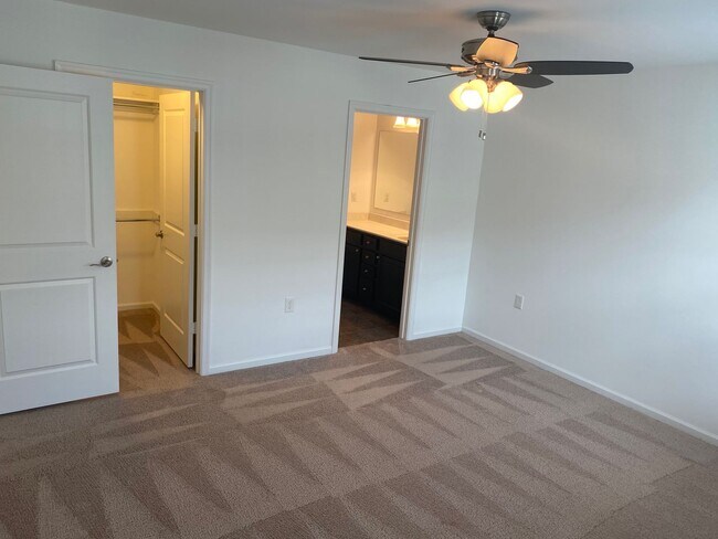 Building Photo - 1628 Brimington Ln
