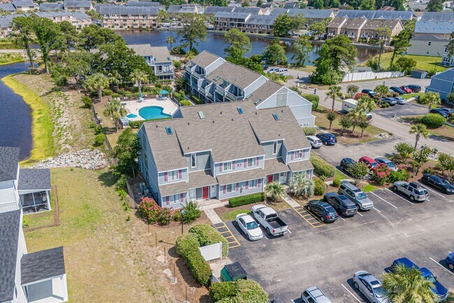 Building Photo - Fully Furnished W/ All Utilities Included! Seasonal Rental available 11/30/25-3/31/26