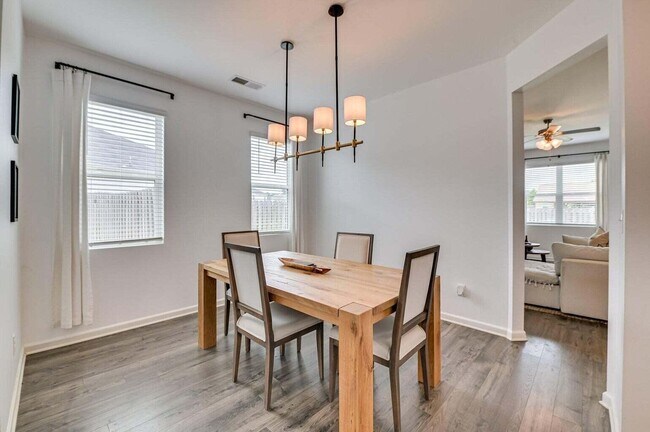 Building Photo - 262 Tahoe Drive