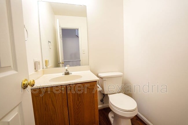 Building Photo - 20 Boulder Dr