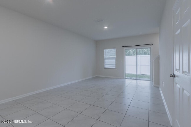 Building Photo - 983 Observatory Pkwy