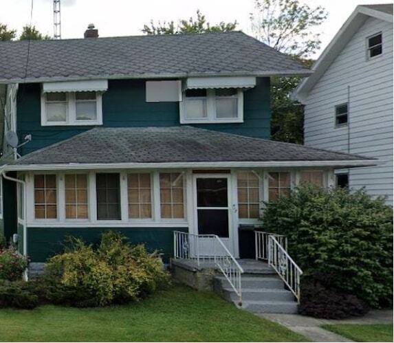 Primary Photo - 415 S Scott St