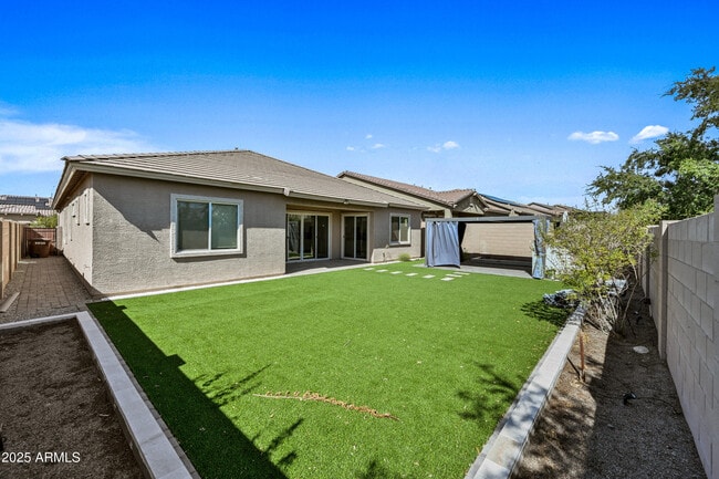 Building Photo - 10493 W Bronco Trail