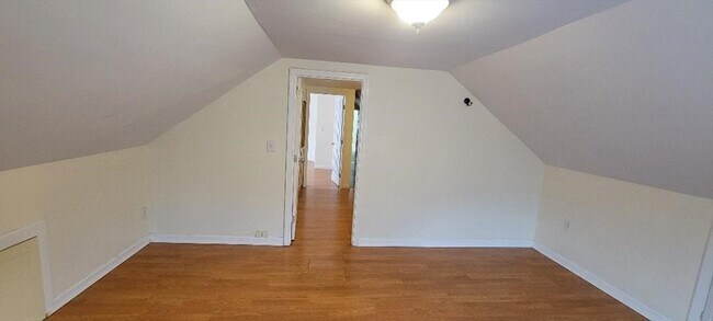 Building Photo - 4765 Washington St