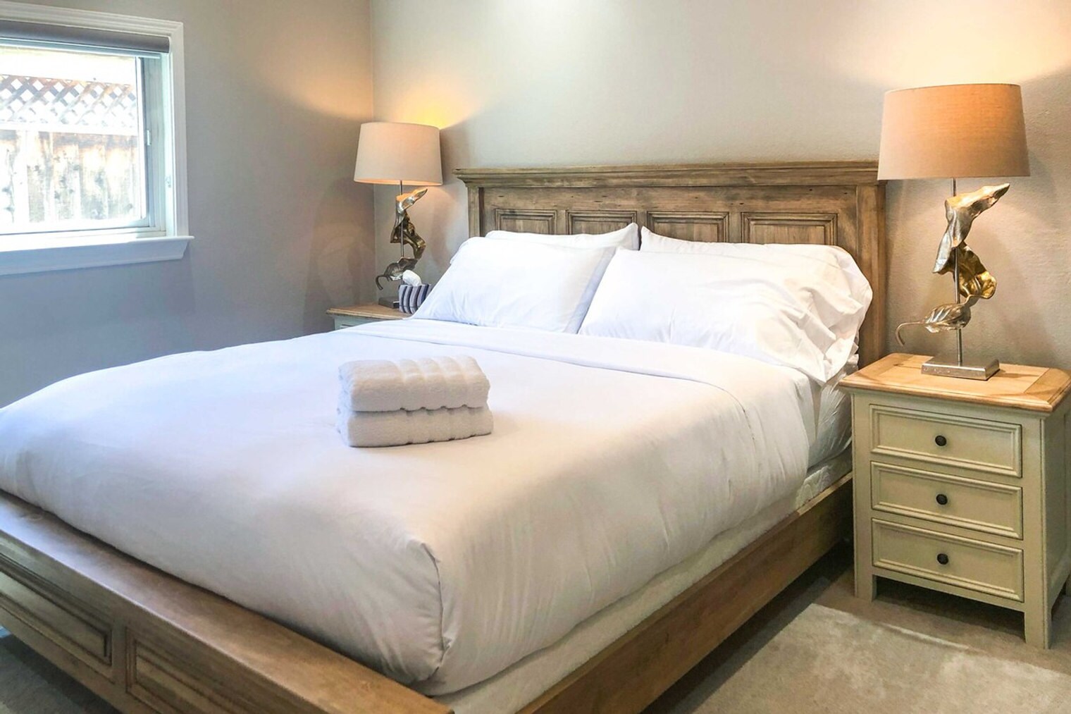 Building Photo - 3096 Dovela Way