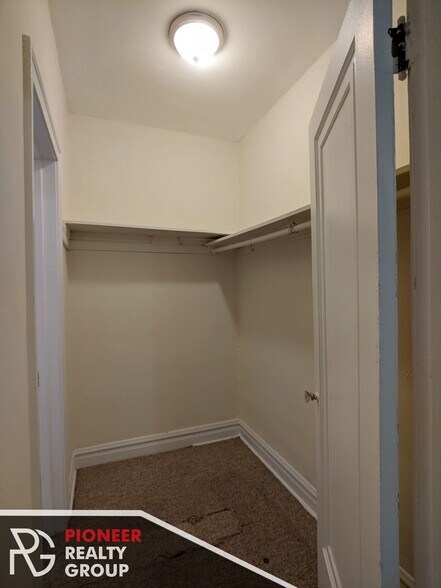 Building Photo - 4831 N Damen Ave