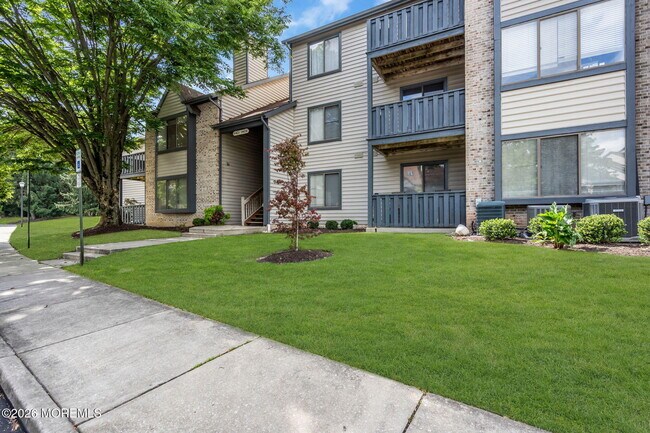 Building Photo - 4403 Aberdeen Dr
