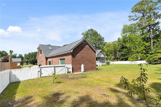 Building Photo - 4148 Bent Grass Dr