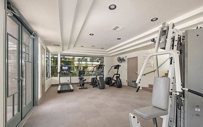 Building Photo - Desirable 2 Bedroom 2.5 Bathroom Townhome ...