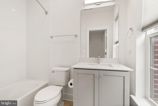 Building Photo - 1862 Michael Faraday Dr.