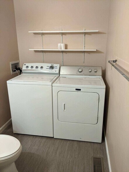 Building Photo - Northlane Dr