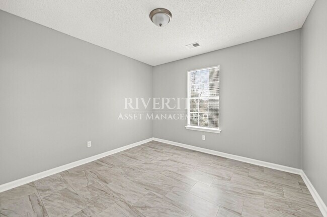 Building Photo - 2516 Wellons Ave
