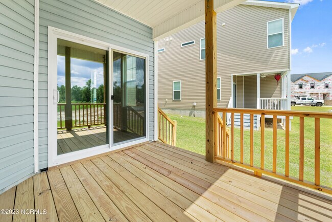 Building Photo - 405 Blockade Shl Ln