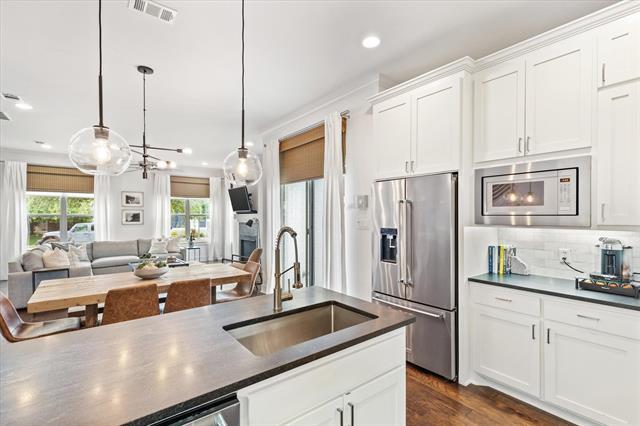 Building Photo - 405 Wimberly St
