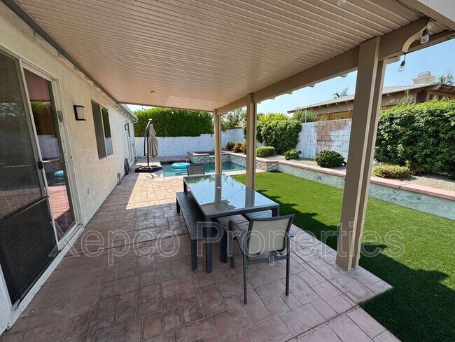 Building Photo - 80746 Diamondback Trail