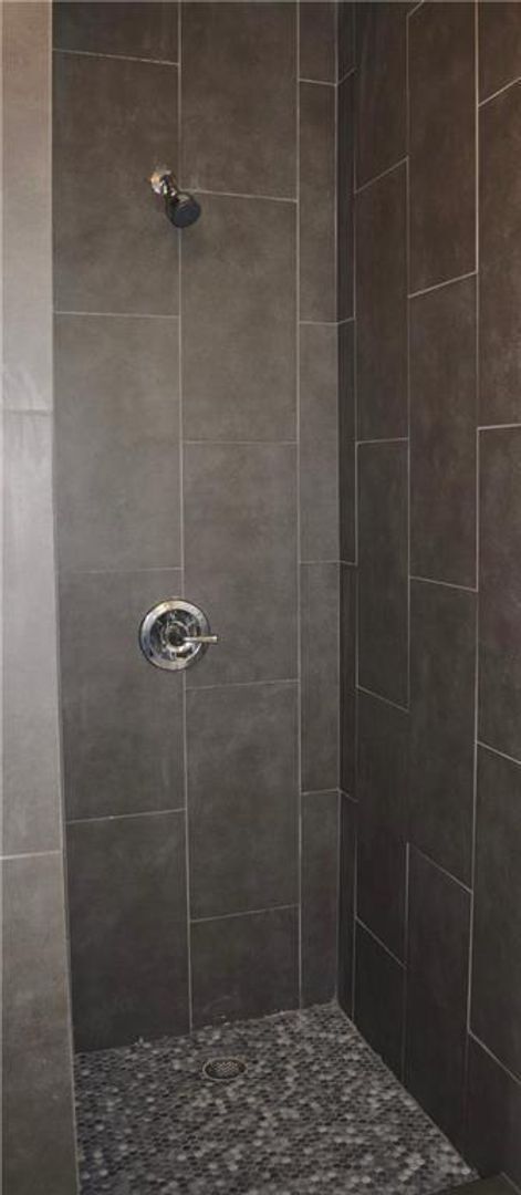 Building Photo - 1101 W 22nd St