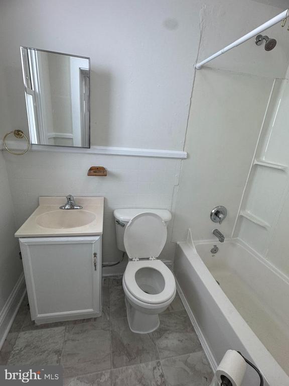 Building Photo - 41 E Patrick St