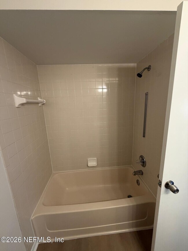 Building Photo - 5557 Greatpine Ln S
