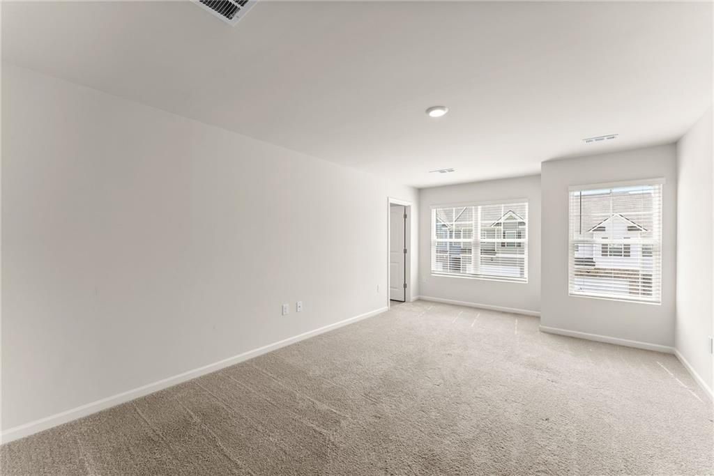 Building Photo - 300 Stoneybrook Dr