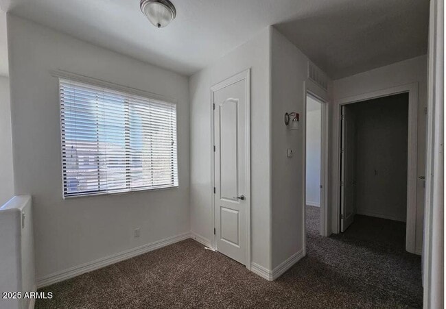 Building Photo - 1456 E 9th St