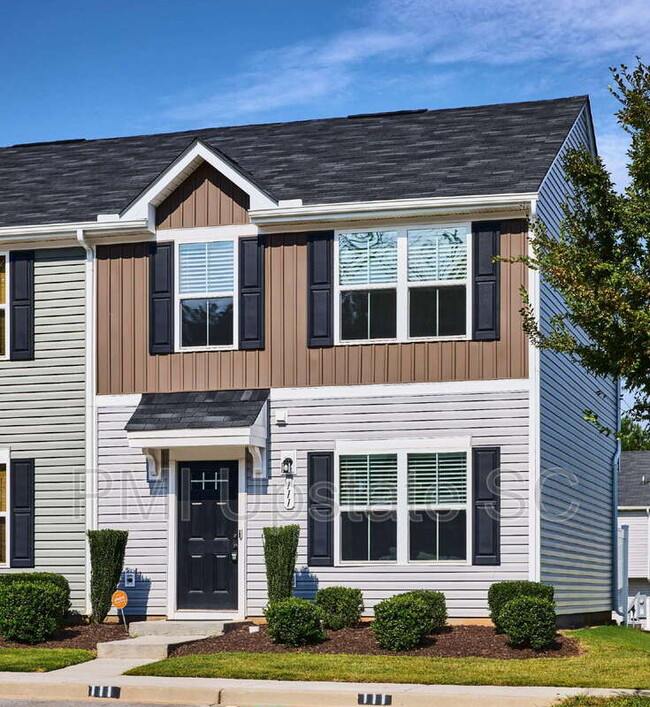 Building Photo - 111 Fernside Ct