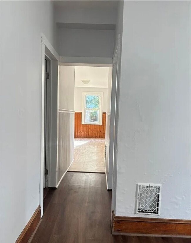 Building Photo - 416 Black River Blvd