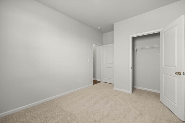 Building Photo - 6036 Beadlow St