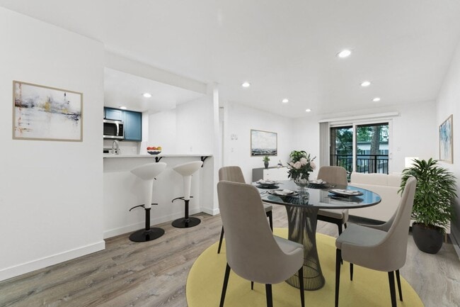 Building Photo - Fully Remodeled 1 bedroom Minutes from Microsoft!
