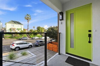 Building Photo - 2735 Broadway-2